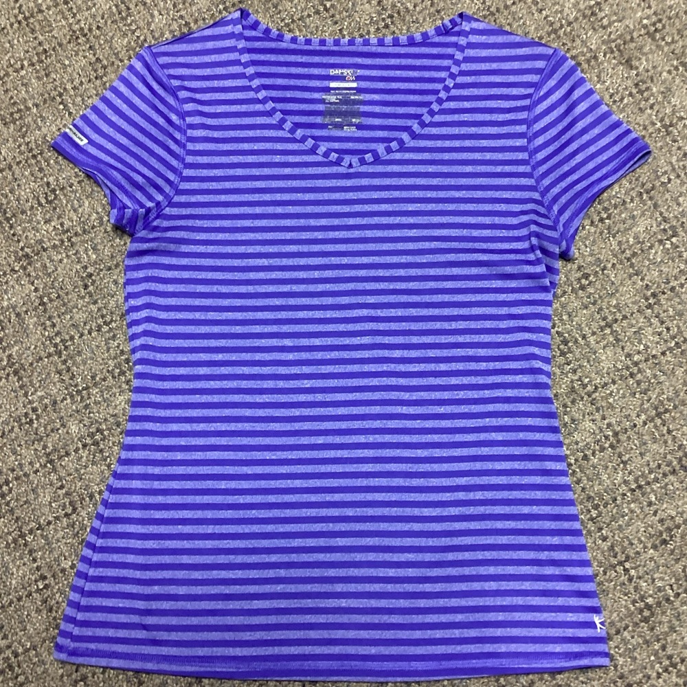 Danskin Now Athletic Semi Fitted V- neck Purple Striped Short Sleeve Shirt * M